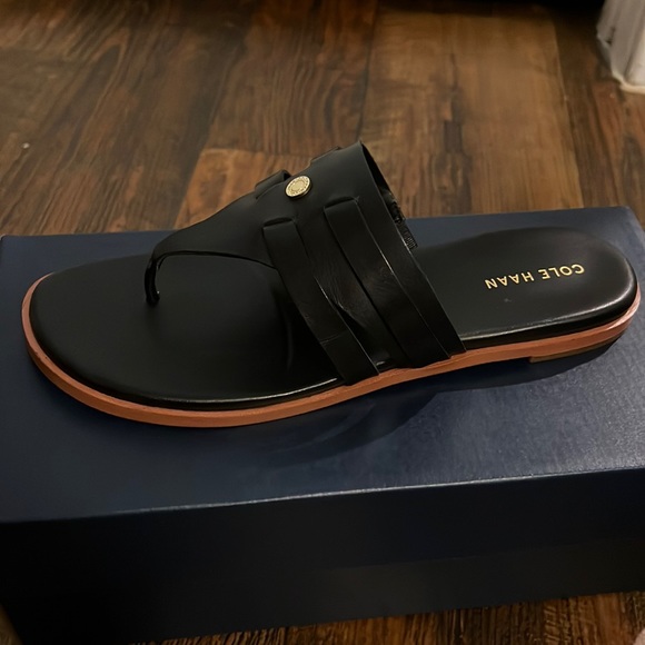 Cole Haan Shoes - Cole Haan Size 7 black leather sandals